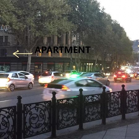 Apartment Gallery Rustaveli 1 Tbilisi Eksteriør billede