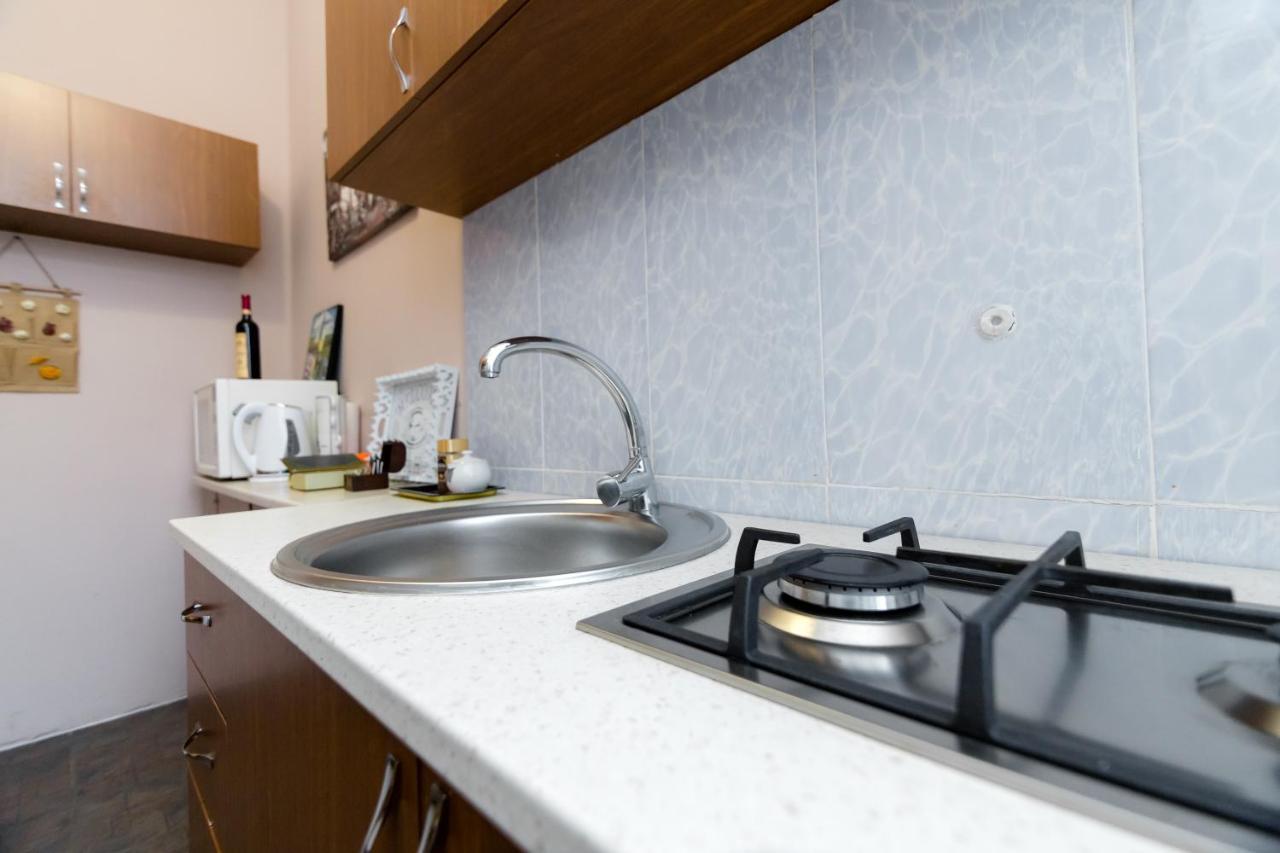 Apartment Gallery Rustaveli 1 Tbilisi Eksteriør billede