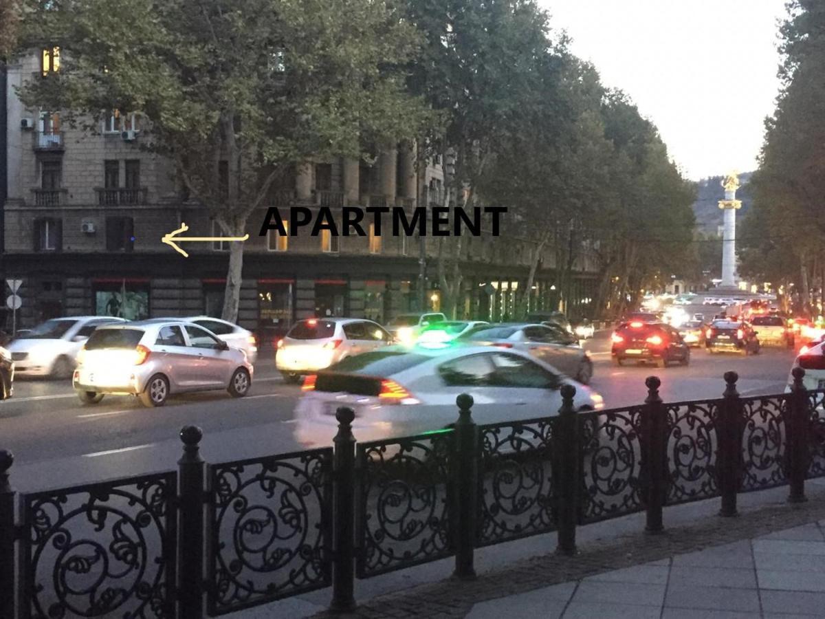 Apartment Gallery Rustaveli 1 Tbilisi Eksteriør billede